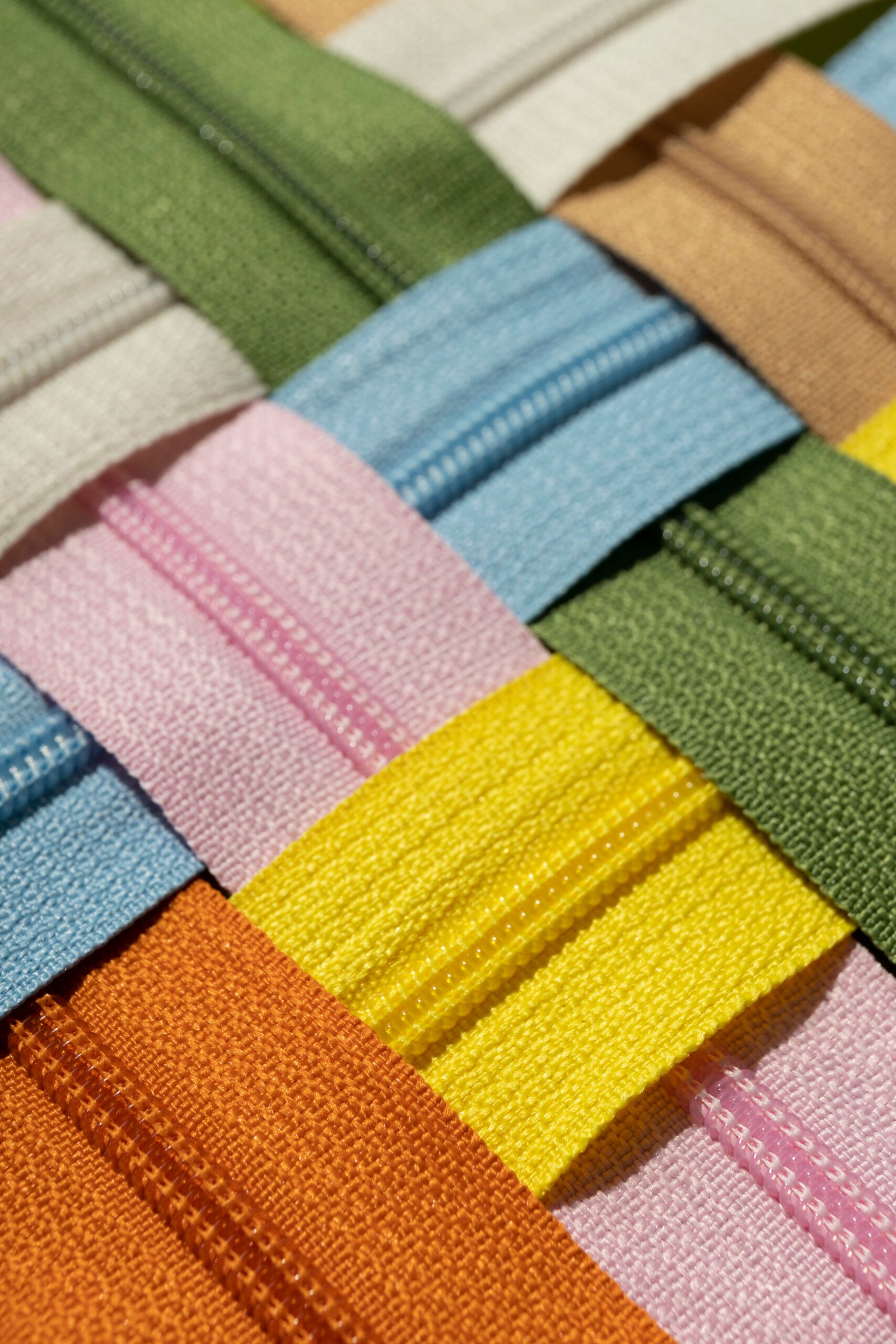 color-zippers